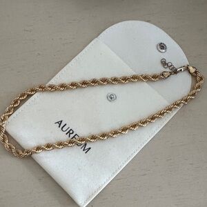 AUREUM Elegant Gold Rope Necklace